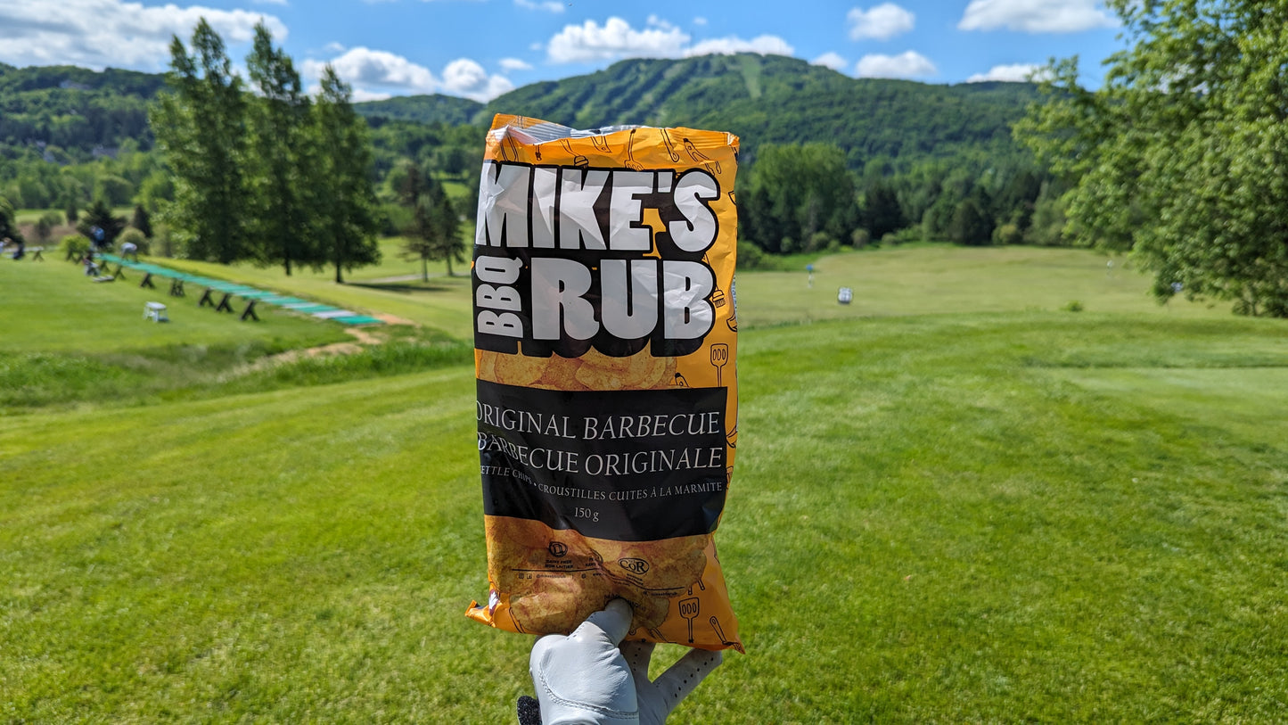 Mike’s BBQ Rub original barbecue kettle chips at the golf course